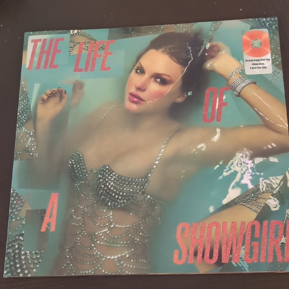 Taylor Swift Vinyl - Red and Blue Cover